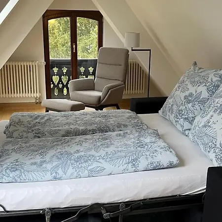 Verwunsches Haus Mit Parkplatz In Bester Lage